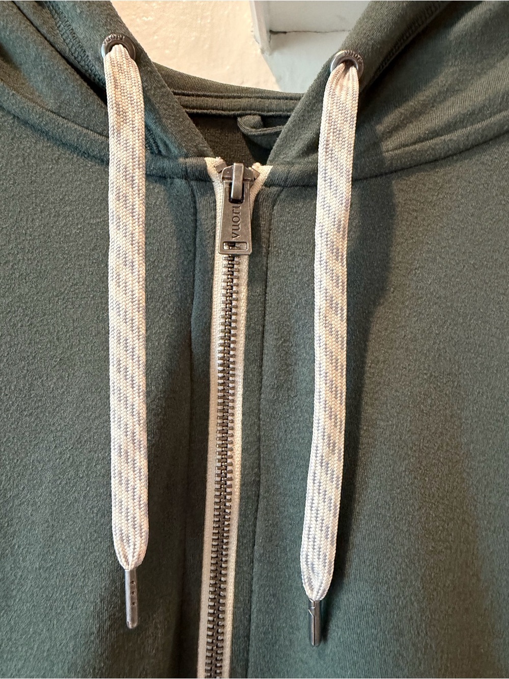 Vuori Olive Green Full-Zip Hoodie Halo Performance Size M-L - Picture 3 of 8